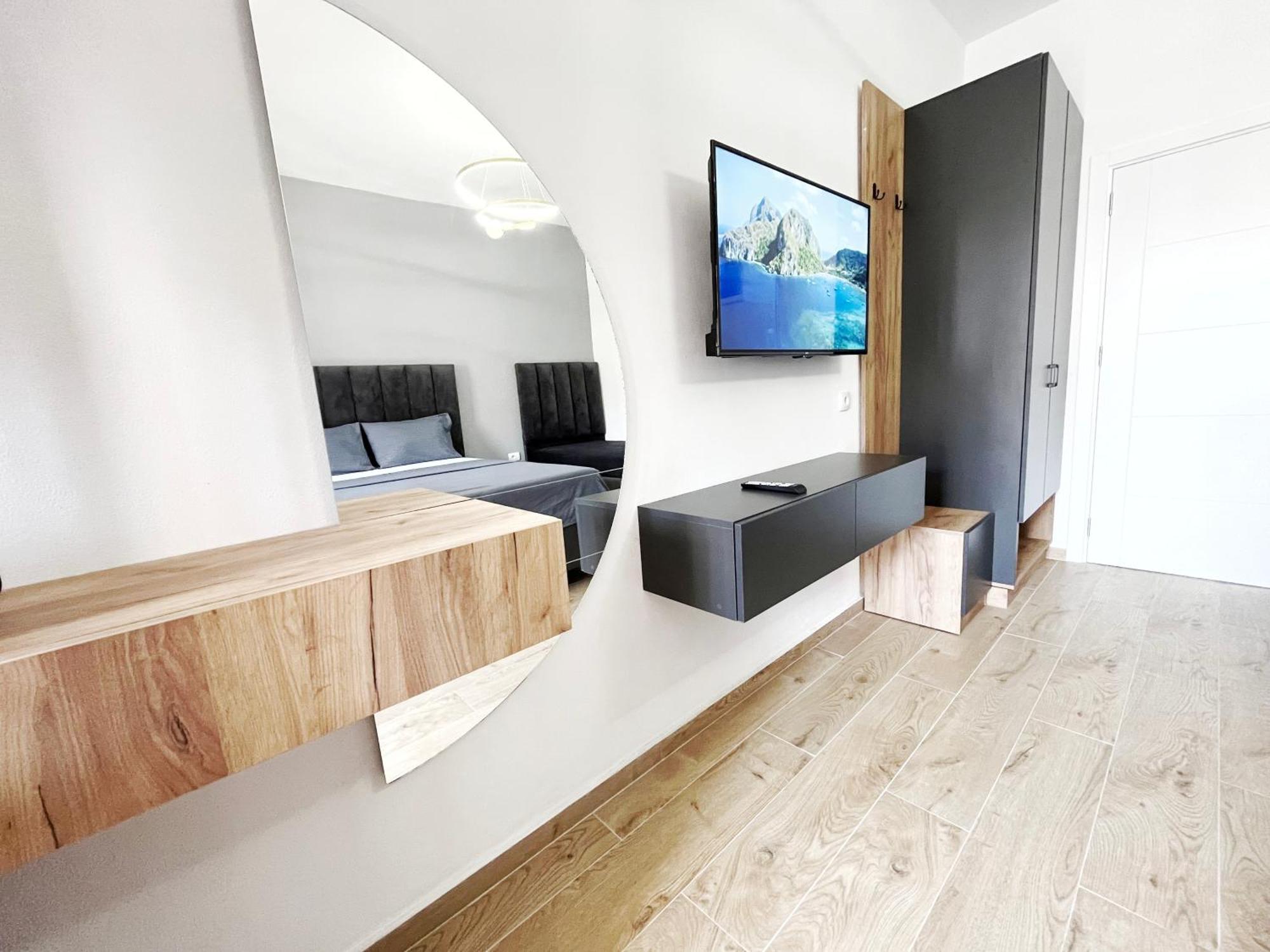 Supreme Luxury Aparthotel Ulcinj Exterior photo