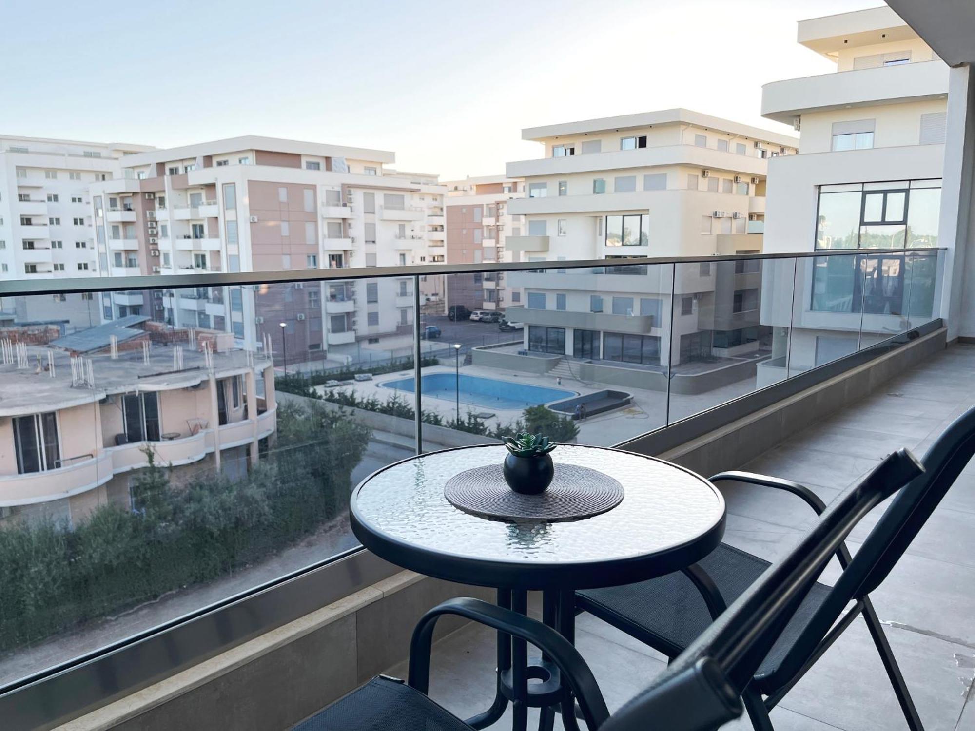 Supreme Luxury Aparthotel Ulcinj Exterior photo